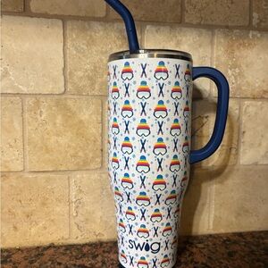 Swig Tumbler with Skis